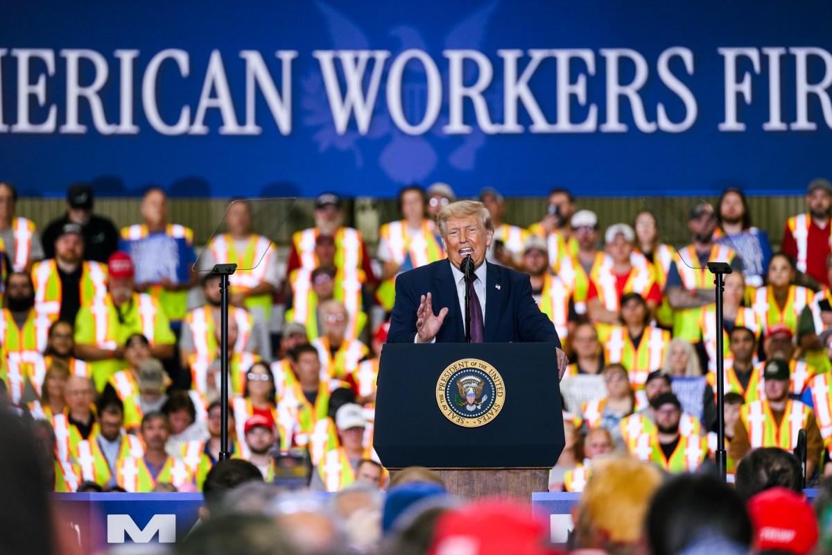 President Donald J. Trump delivers remarks at the Mack Trucks facility in Macungie, Pennsylvania, Tuesday, June 23, 2026. (Official White House Photo by Molly Riley)