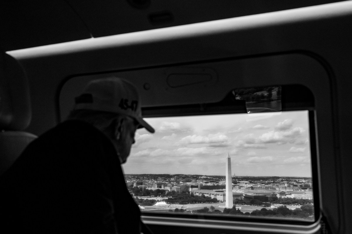 President Donald J. Trump flies over Washington, D.C. aboard Marine One, Sunday June 21, 2026, en route Joint Base Andrews, Maryland. (Official White House Photo by Daniel Torok)