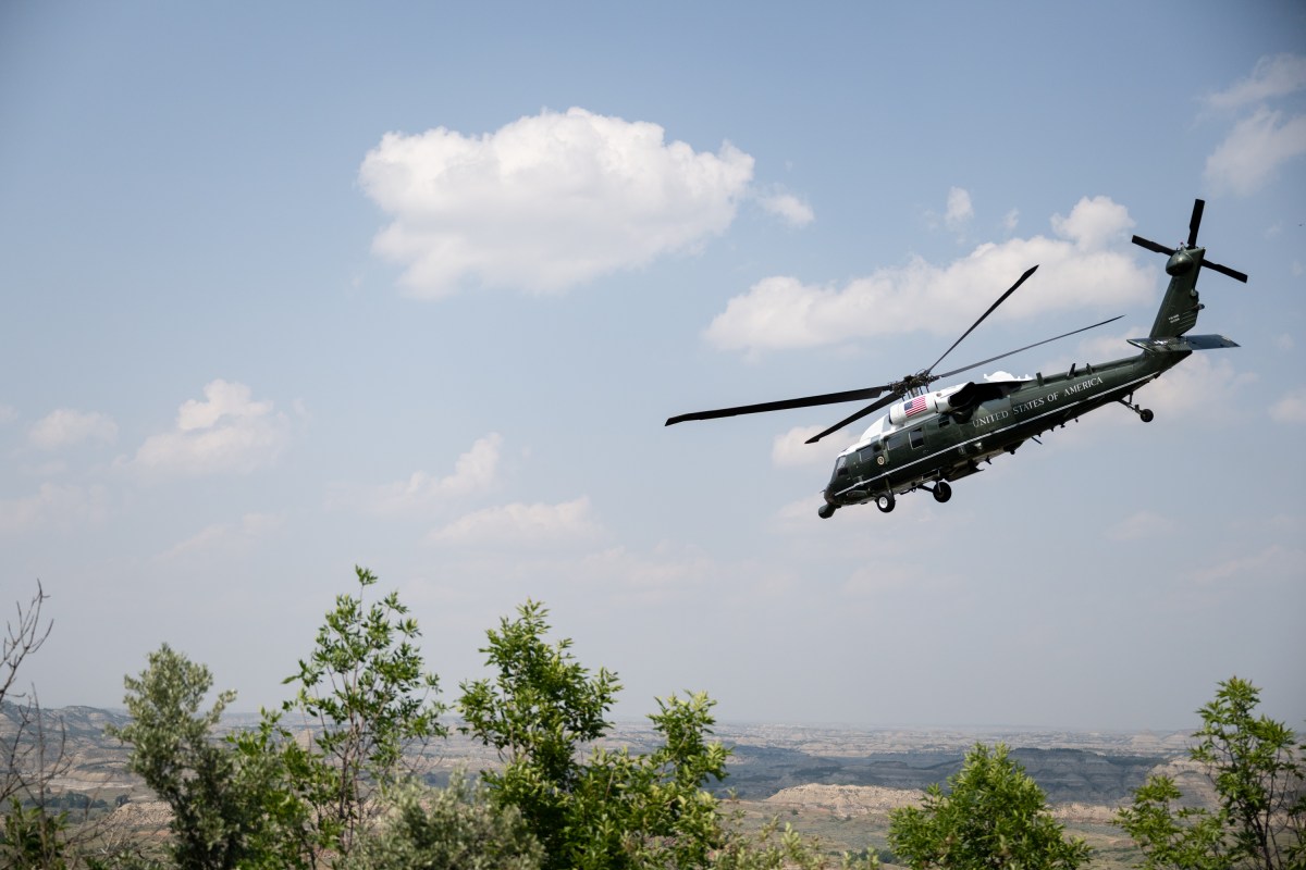Staff board transportation at the Painted Canyon landing zone in Billings County, North Dakota on Wednesday, July 1, 2026, en route Bismarck Regional Airport.. (Official White House Photo by Alex Gudenkauf)