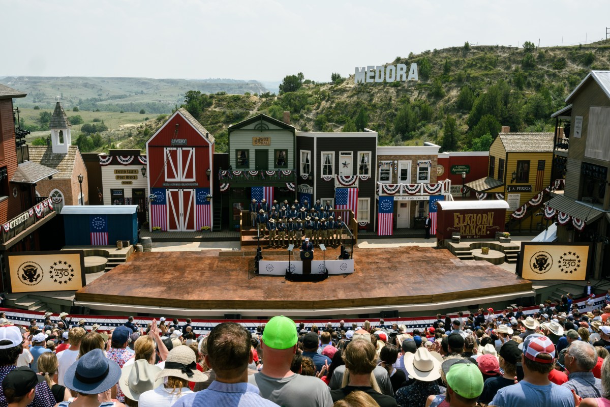 President Donald J. Trump delivers remarks at the Burning Hills Amphitheatre in Medora, North Dakota on Wednesday, July 1, 2026. (Official White House Photo by Daniel Torok)