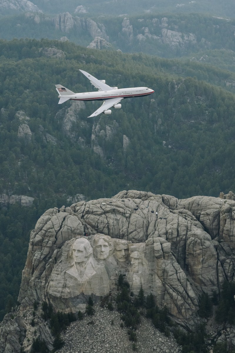 Air Force One, with President Donald J. Trump on board, performs a flyover of Mount Rushmore National Memorial in Keystone, South Dakota, Friday, July 3, 2026. (Official White House Photo by Daniel Torok)