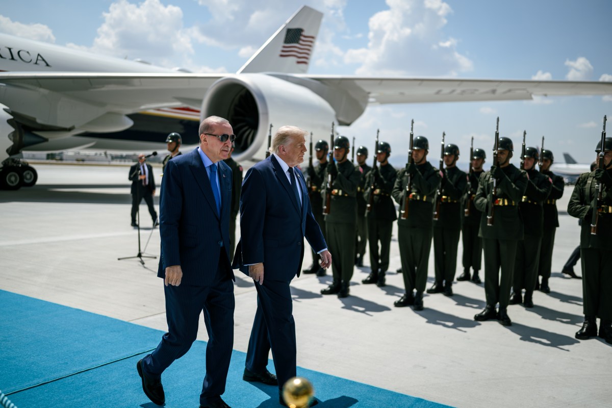 President Donald J. Trump is greeted by President Recep Tayyip Erdogan of Turkey, Tuesday, July 7, 2026, at Etimesgut Air Base in Ankara, Turkey. (Official White House Photo by Daniel Torok)