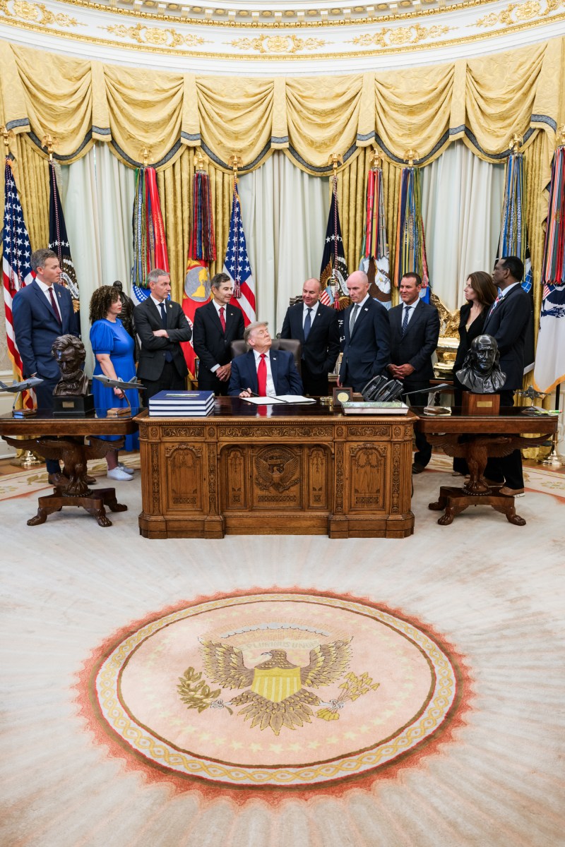 President Donald J. Trump signs executive orders alongside Utah Governor Spencer Cox and members of the Utah congressional delegation in the Oval Office, Monday, July 13, 2026. (Official White House Photo by Molly Riley)