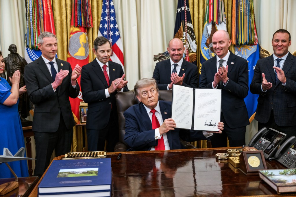 President Donald J. Trump signs executive orders alongside Utah Governor Spencer Cox and members of the Utah congressional delegation in the Oval Office, Monday, July 13, 2026. (Official White House Photo by Molly Riley)