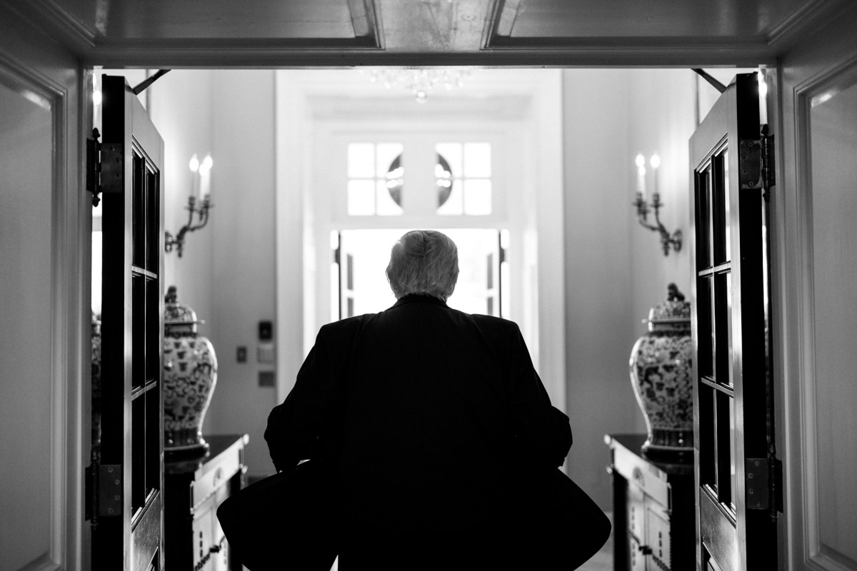 President Donald J. Trump arrives at the West Wing Lobby to greet Iraqi Prime Minister Ali al-Zaidi at the White House, Tuesday, July 14, 2026. (Official White House photo by Daniel Torok)