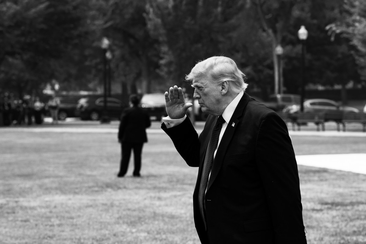 President Donald J. Trump boards Marine One on the Ellipse in Washington, D.C., Friday, July 17, 2026, en route Joint Base Andrews, Maryland for a trip to New York. (Official White House Photo by Andrea Hanks)