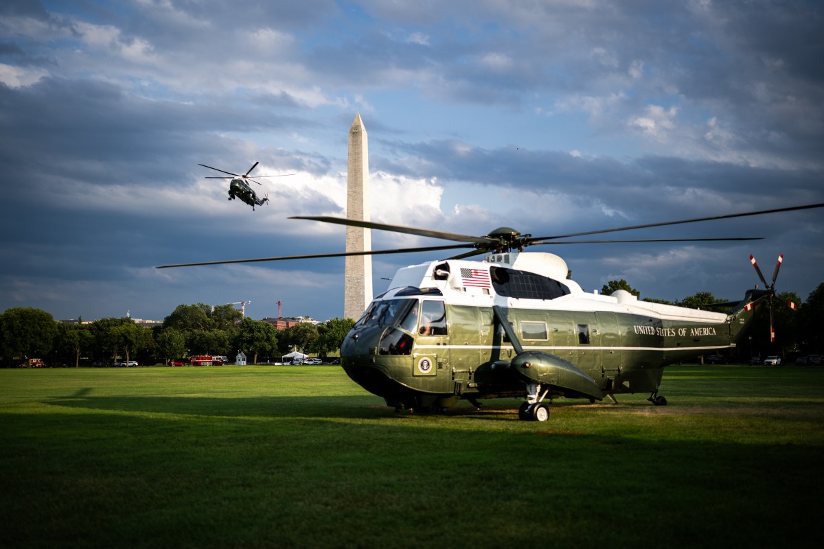 President Donald J. Trump disembarks Marine One on the Ellipse in Washington, D.C. on Wednesday, July 22, 2026, and departs for the White House. (Official White House Photo by Patrick B. Ruddy).