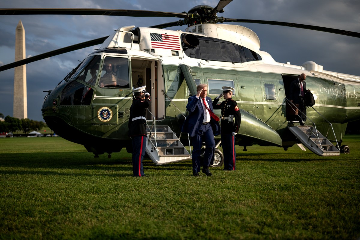 President Donald J. Trump disembarks Marine One on the Ellipse in Washington, D.C. on Wednesday, July 22, 2026, and departs for the White House. (Official White House Photo by Patrick B. Ruddy).