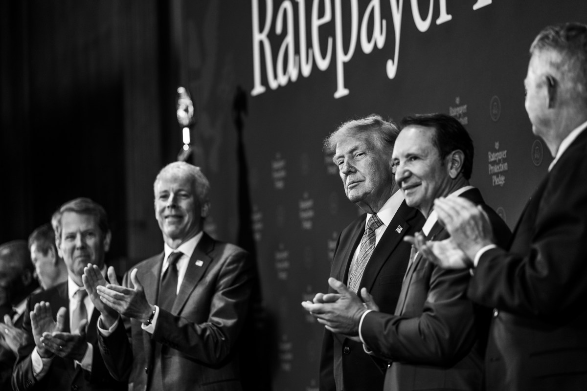 President Donald J. Trump attends a roundtable on a Ratepayer Protection Pledge, Thursday, July 23, 2026, at the Environmental Protection Agency in Washington, D.C. (Official White House Photo by Joyce N. Boghosian)