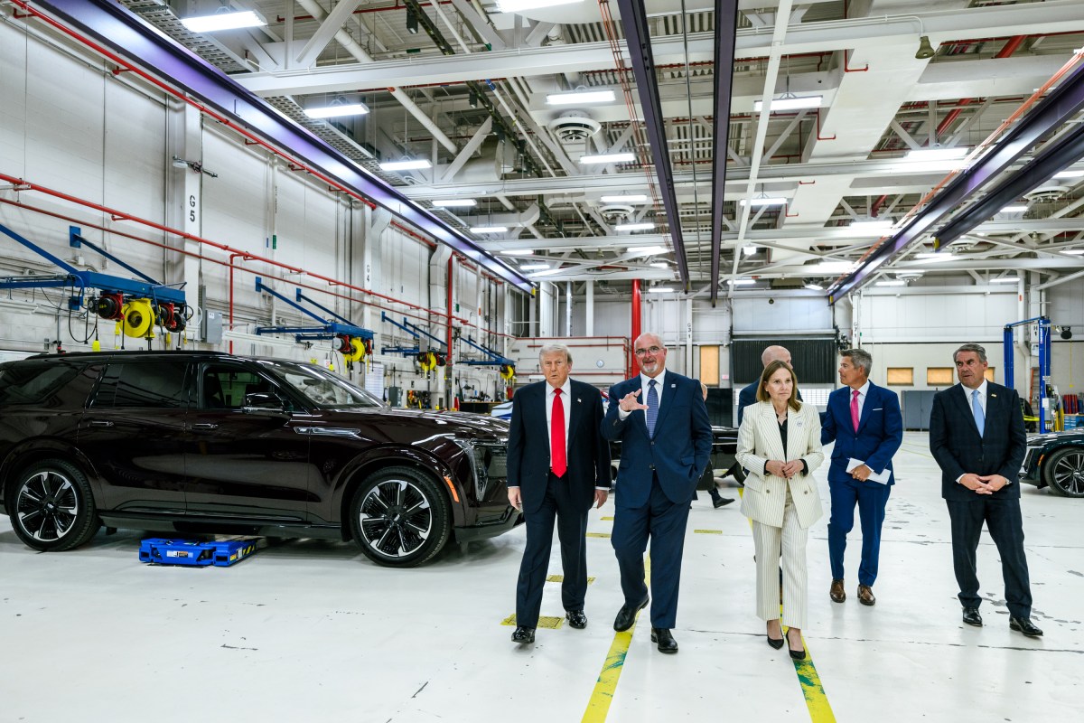 President Donald J. Trump tours the vehicle and garage facility at General Motors Proving Ground in Milford, Michigan, with Secretary of Transportation Sean Duffy, GM CEO Mary Barra, and others, Monday, July 27, 2026. (Official White House Photo by Daniel Torok)