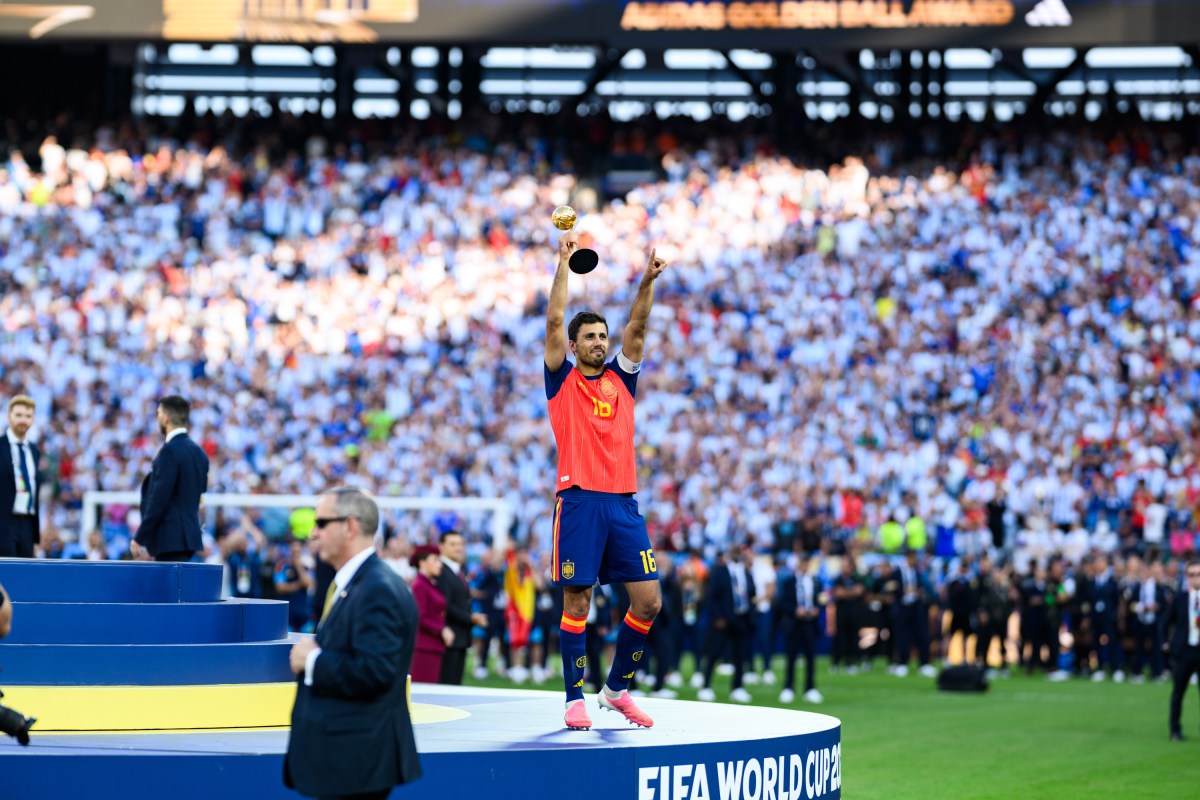 President Donald J. Trump presents medals following the FIFA World Cup Final between Spain and Argentina, Sunday, July 19, 2026, at MetLife Stadium in Rutherford, New Jersey. (Official White House Photo by Daniel Torok)