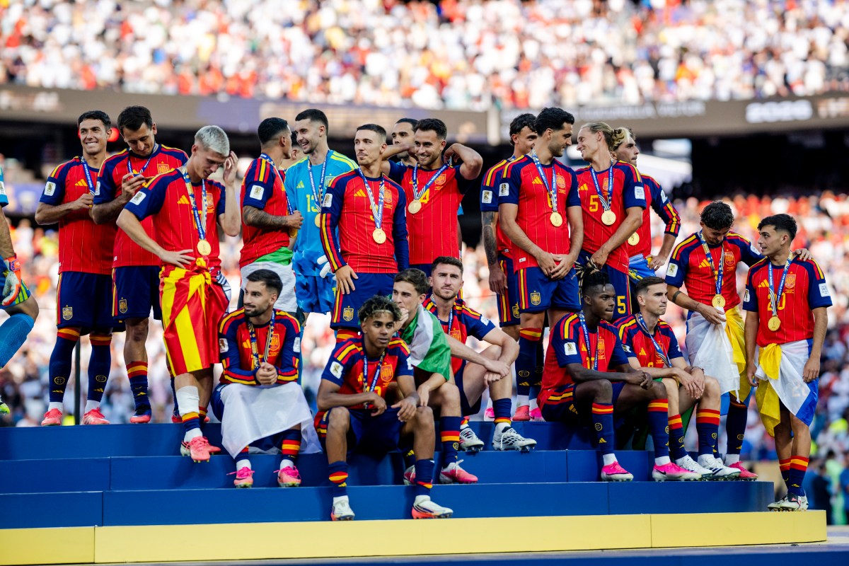 President Donald J. Trump presents medals following the FIFA World Cup Final between Spain and Argentina, Sunday, July 19, 2026, at MetLife Stadium in Rutherford, New Jersey. (Official White House Photo by Daniel Torok)