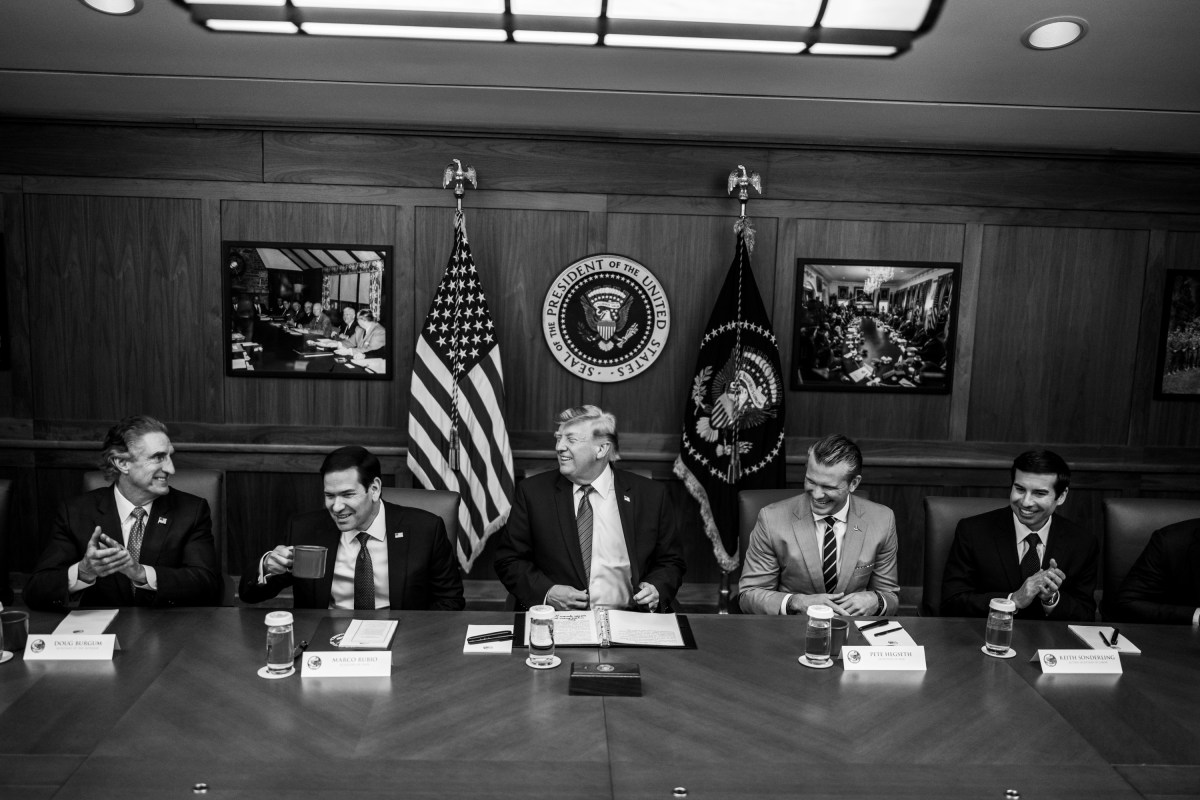 President Donald J. Trump meets with his cabinet at Camp David, Maryland on Friday, July 31, 2026. (Official White House Photo by Daniel Torok)