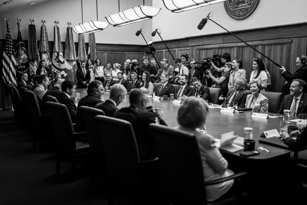 President Donald J. Trump meets with his cabinet at Camp David, Maryland on Friday, July 31, 2026. (Official White House Photo by Daniel Torok)