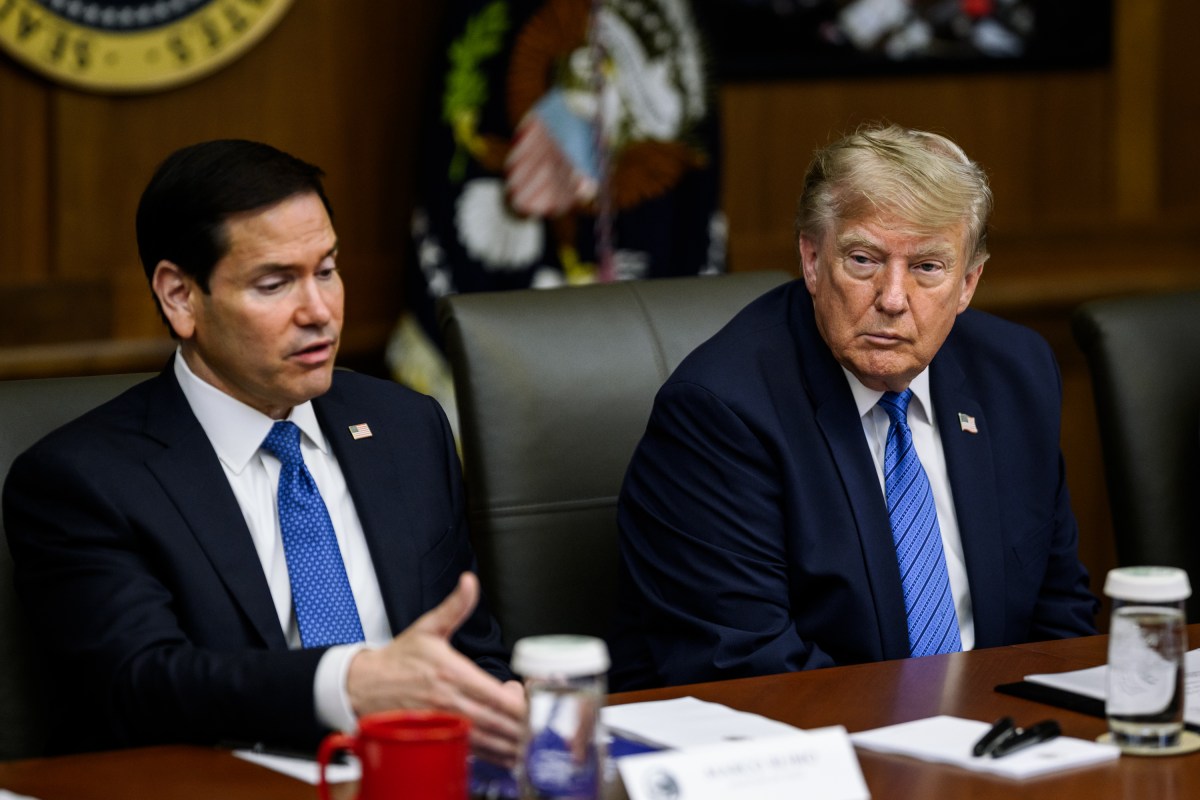President Donald J. Trump meets with his cabinet at Camp David, Maryland on Friday, July 31, 2026. (Official White House Photo by Daniel Torok)