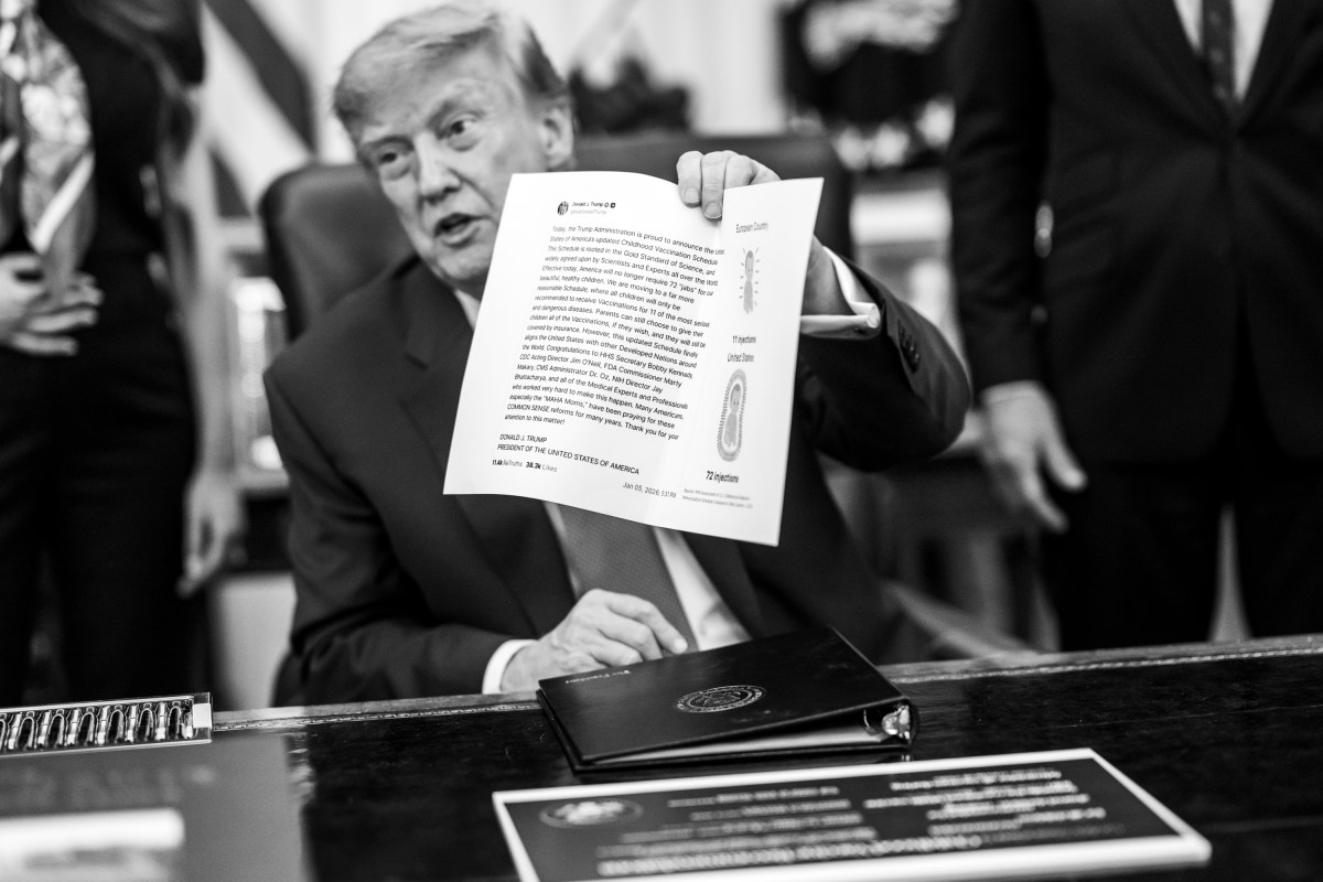 President Donald J. Trump signs an Executive Order regarding childhood vaccines in the Oval Office, Monday, August 10, 2026. (Official White House Photo by Molly Riley)