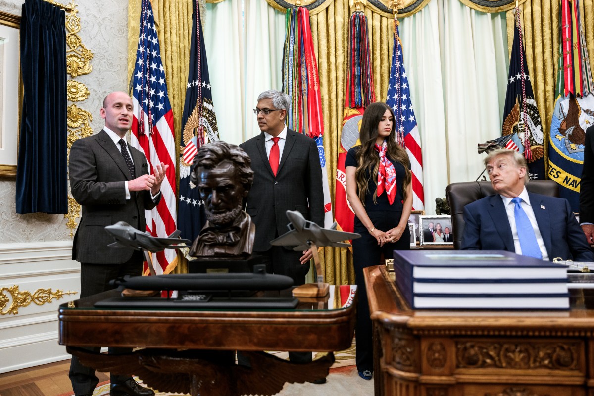 President Donald J. Trump signs an Executive Order regarding childhood vaccines in the Oval Office, Monday, August 10, 2026. (Official White House Photo by Molly Riley)