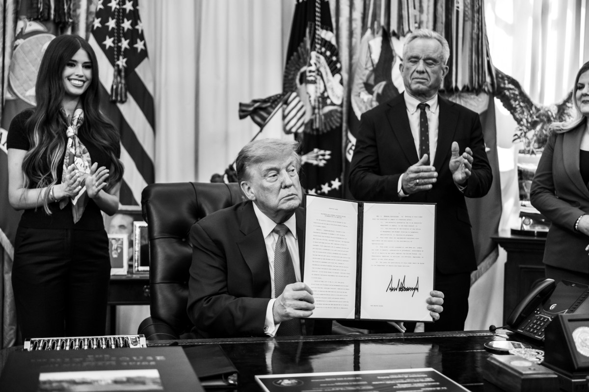 President Donald J. Trump signs an Executive Order regarding childhood vaccines in the Oval Office, Monday, August 10, 2026. (Official White House Photo by Molly Riley)