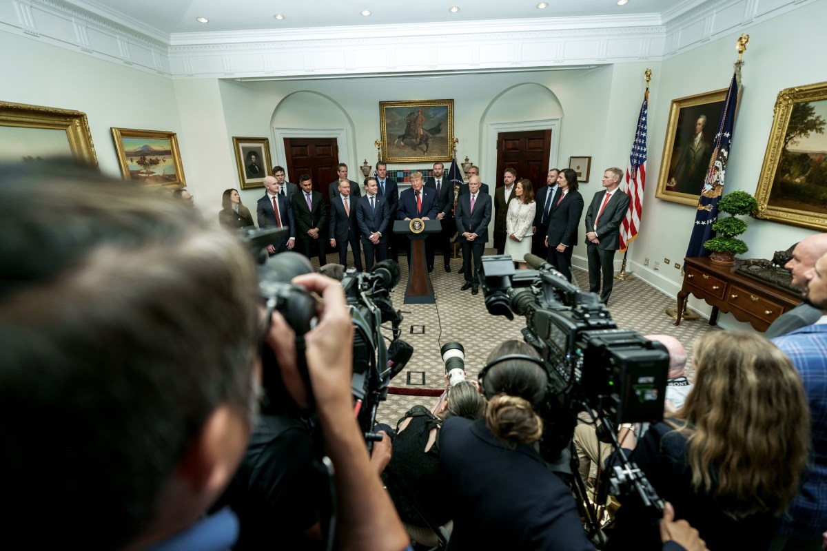 President Donald J. Trump participates in a CFTC Innovation Advisory Committee Launch with tech leaders and White House staff in the Roosevelt Room, Wednesday, August 19, 2026. (Official White House Photo by Abe McNatt)