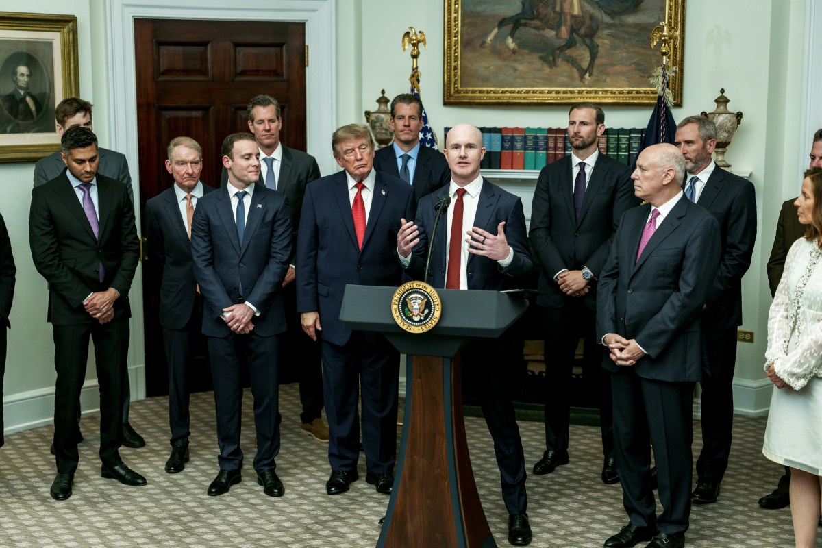 President Donald J. Trump participates in a CFTC Innovation Advisory Committee Launch with tech leaders and White House staff in the Roosevelt Room, Wednesday, August 19, 2026. (Official White House Photo by Abe McNatt)