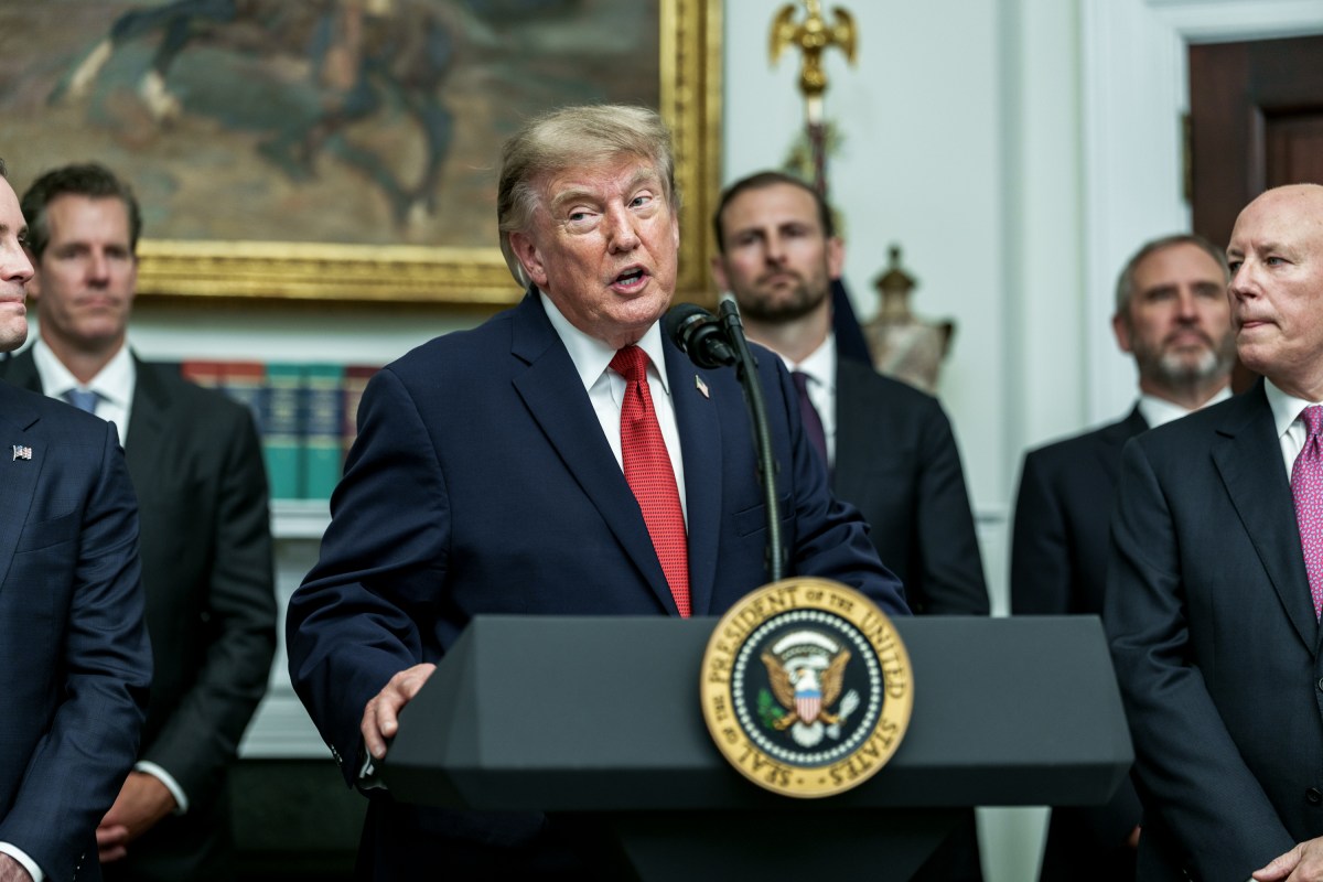 President Donald J. Trump participates in a CFTC Innovation Advisory Committee Launch with tech leaders and White House staff in the Roosevelt Room, Wednesday, August 19, 2026. (Official White House Photo by Abe McNatt)