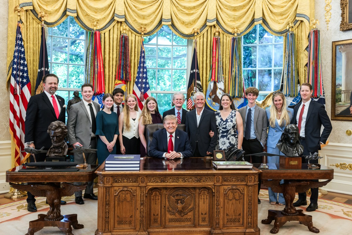 President Donald J. Trump meets with Kevin Rideout, an American missionary pilot held hostage for nine months in Niger, along with Senior Director for Counterterrorism Sebastian Gorka in the Oval Office, Friday, August 21, 2026. (Official White House Photo by Joyce N. Boghosian)