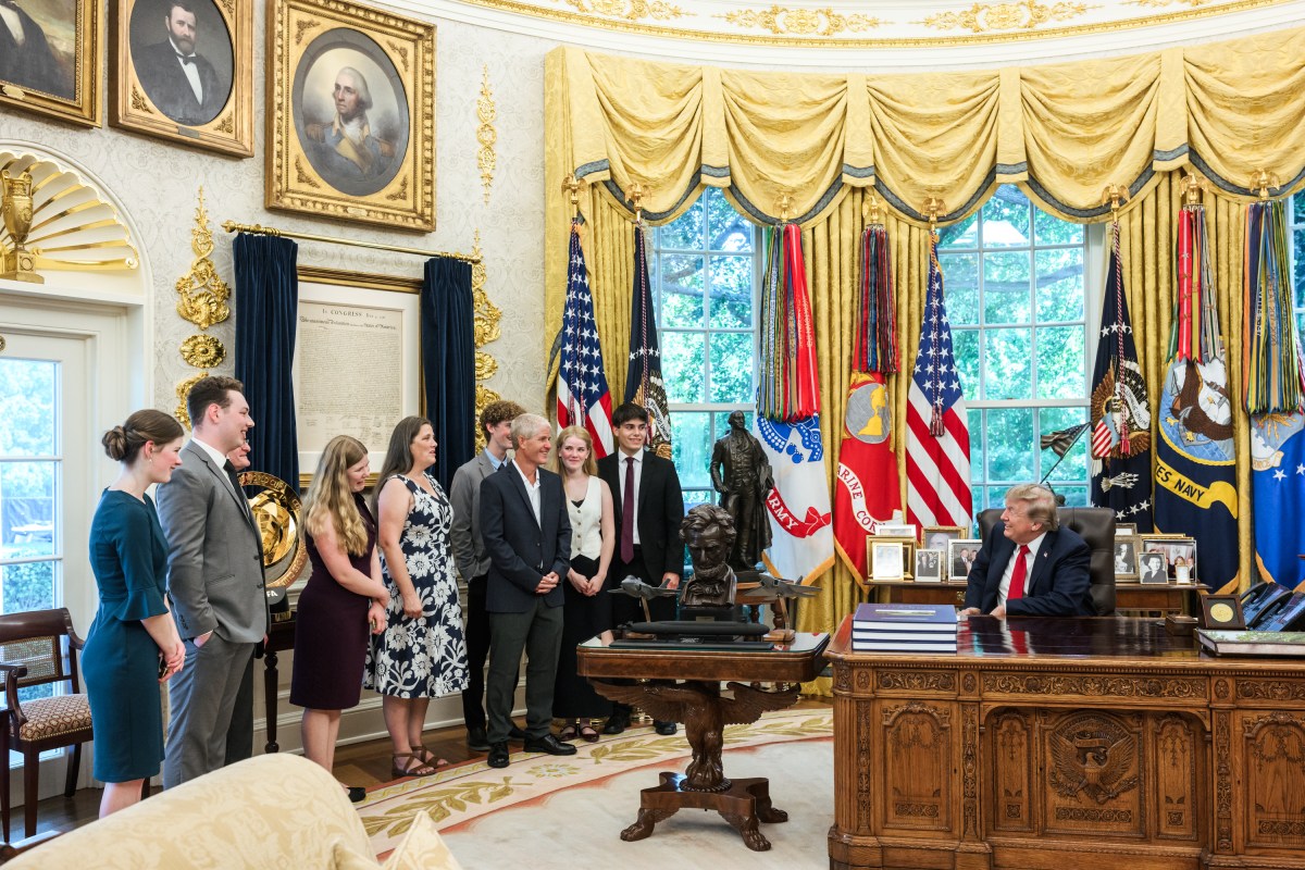 President Donald J. Trump meets with Kevin Rideout, an American missionary pilot held hostage for nine months in Niger, along with Senior Director for Counterterrorism Sebastian Gorka in the Oval Office, Friday, August 21, 2026. (Official White House Photo by Joyce N. Boghosian)