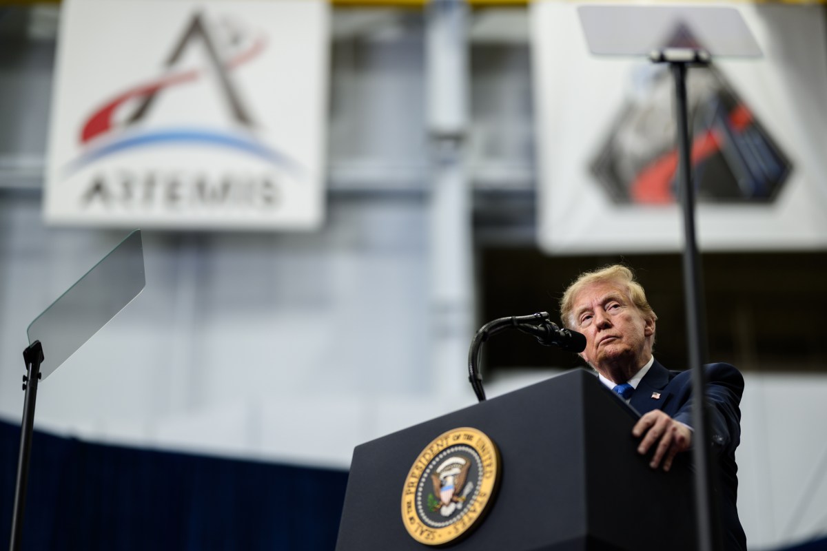 President Donald J. Trump delivers remarks before a Congressional Space Medal of Honor Ceremony at the NASA Johnson Space Center, Friday, August 28, 2026, in Houston, Texas. (Official White House Photo by Daniel Torok)