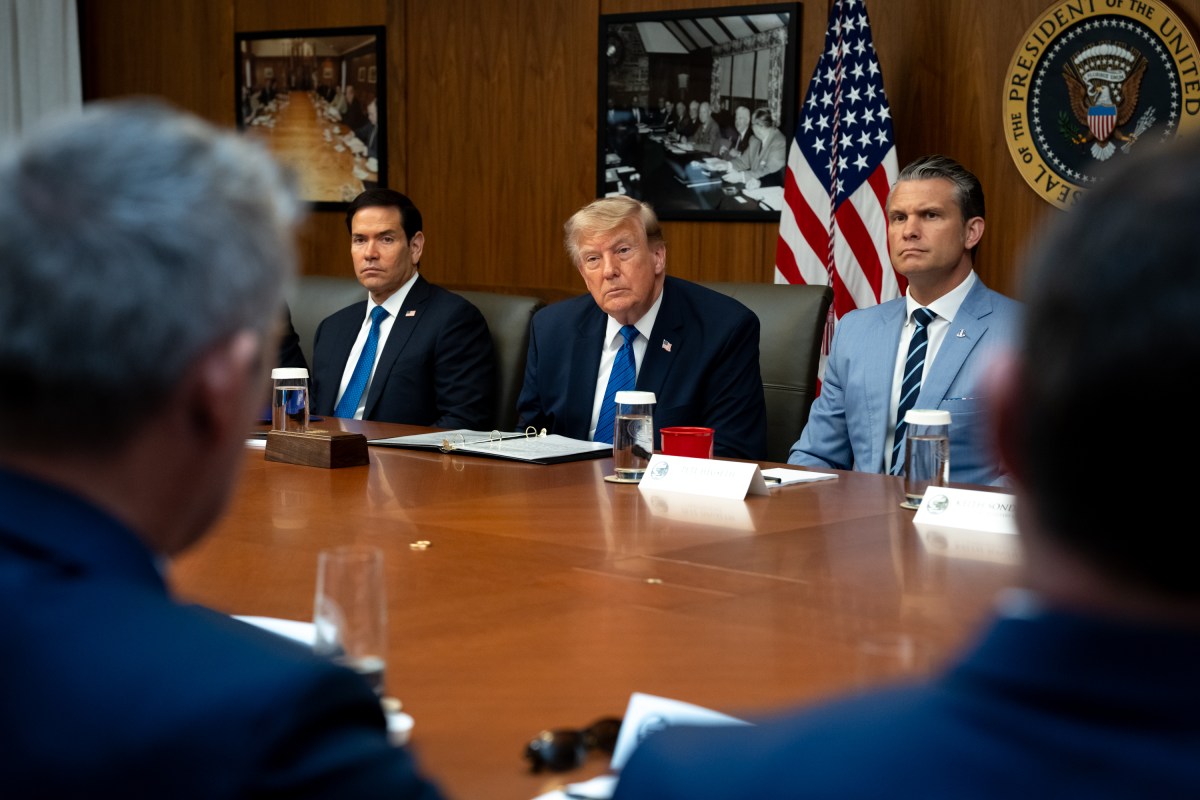President Donald J. Trump meets with his cabinet at Camp David, Maryland on Friday, July 31, 2026. (Official White House Photo by Emily J. Higgins.)