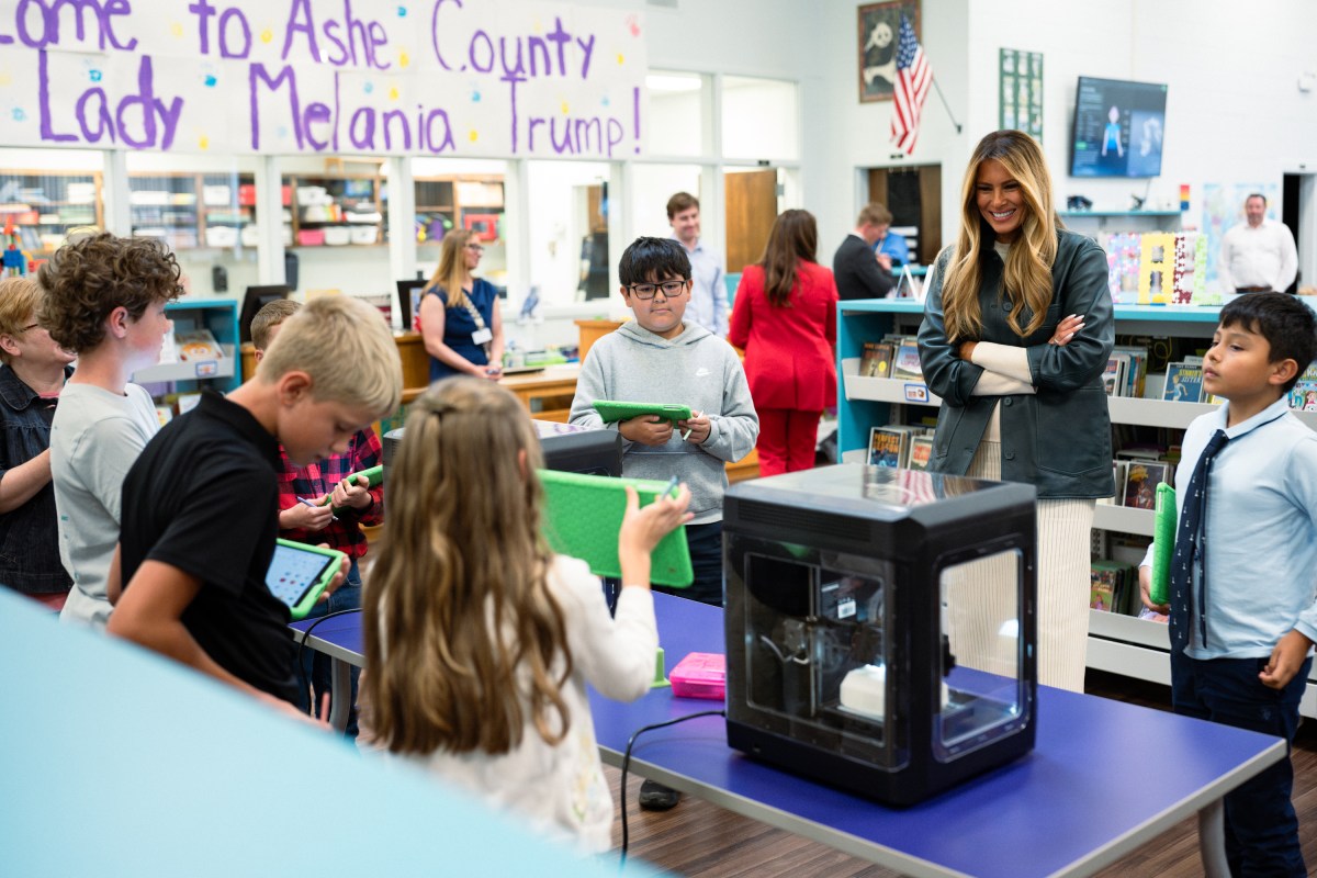 First Lady Melania Trump visits Mountain View Elementary School in Ashe County, North Carolina on Tuesday, September 15, 2026, to promote community resilience and educational technology in schools.  (Official White House Photo by Andrea Hanks)