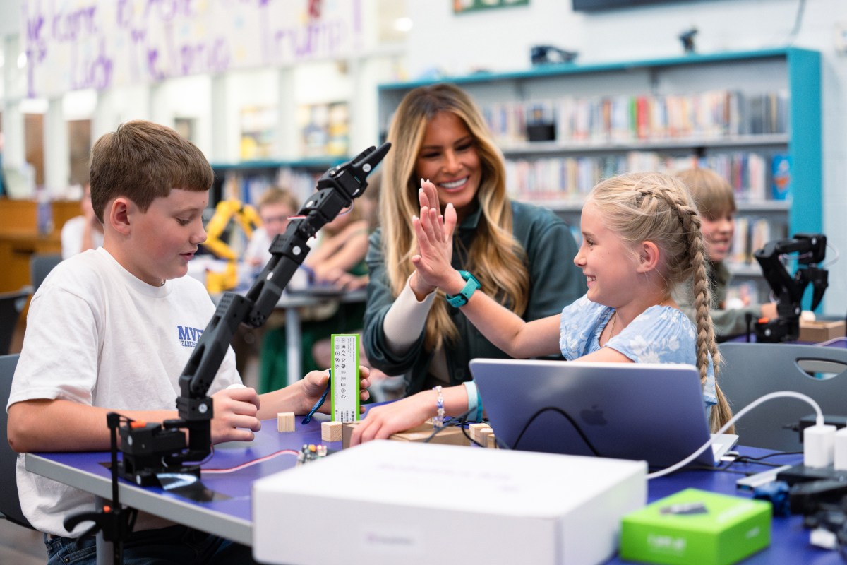 First Lady Melania Trump visits Mountain View Elementary School in Ashe County, North Carolina on Tuesday, September 15, 2026, to promote community resilience and educational technology in schools.  (Official White House Photo by Andrea Hanks)