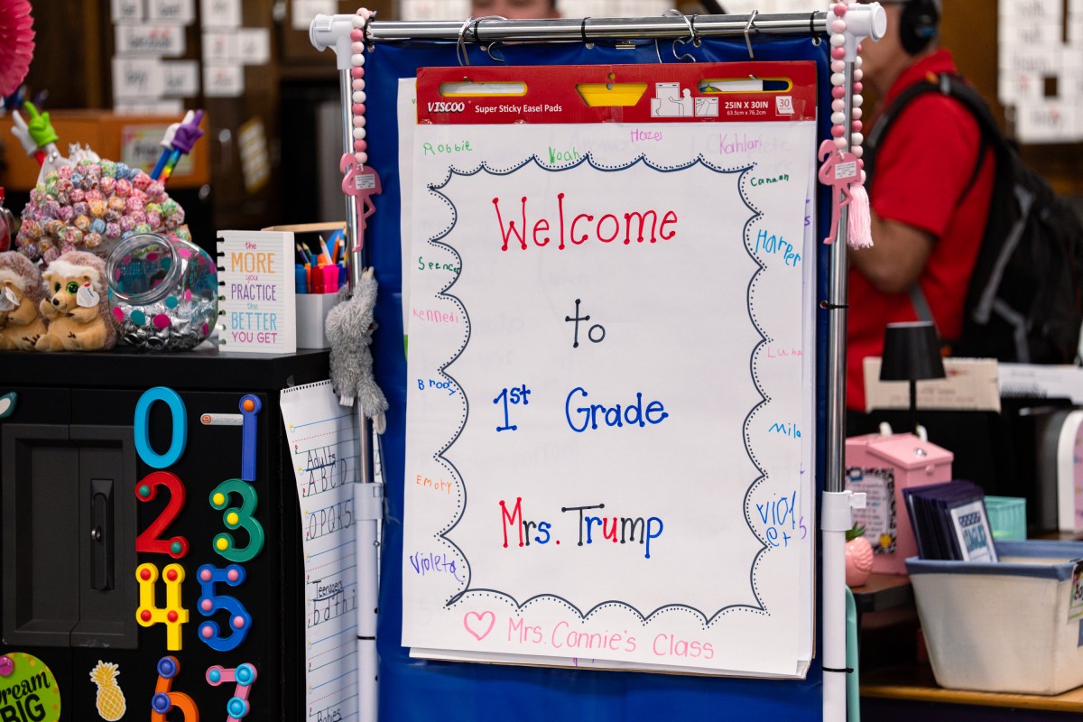 First Lady Melania Trump visits Mountain View Elementary School in Ashe County, North Carolina on Tuesday, September 15, 2026, to promote community resilience and educational technology in schools.  (Official White House Photo by Andrea Hanks)