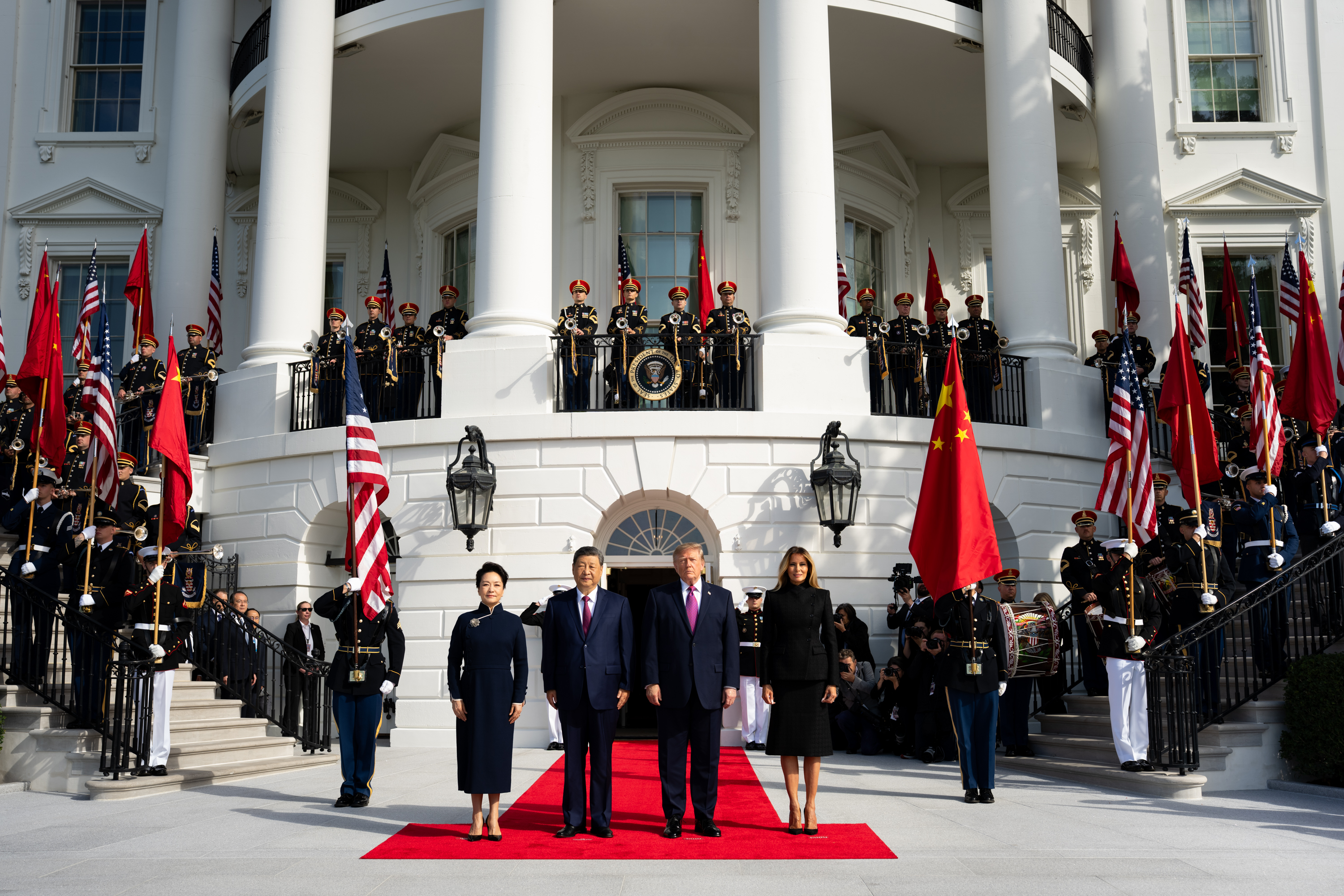 President Donald J. Trump and First Lady Melania Trump greet President Xi Jinping of China and First Lady Peng Liyuan at the South Portico during a State Arrival ceremony, Thursday, September 24, 2026. (Official White House Photo by Andrea Hanks)