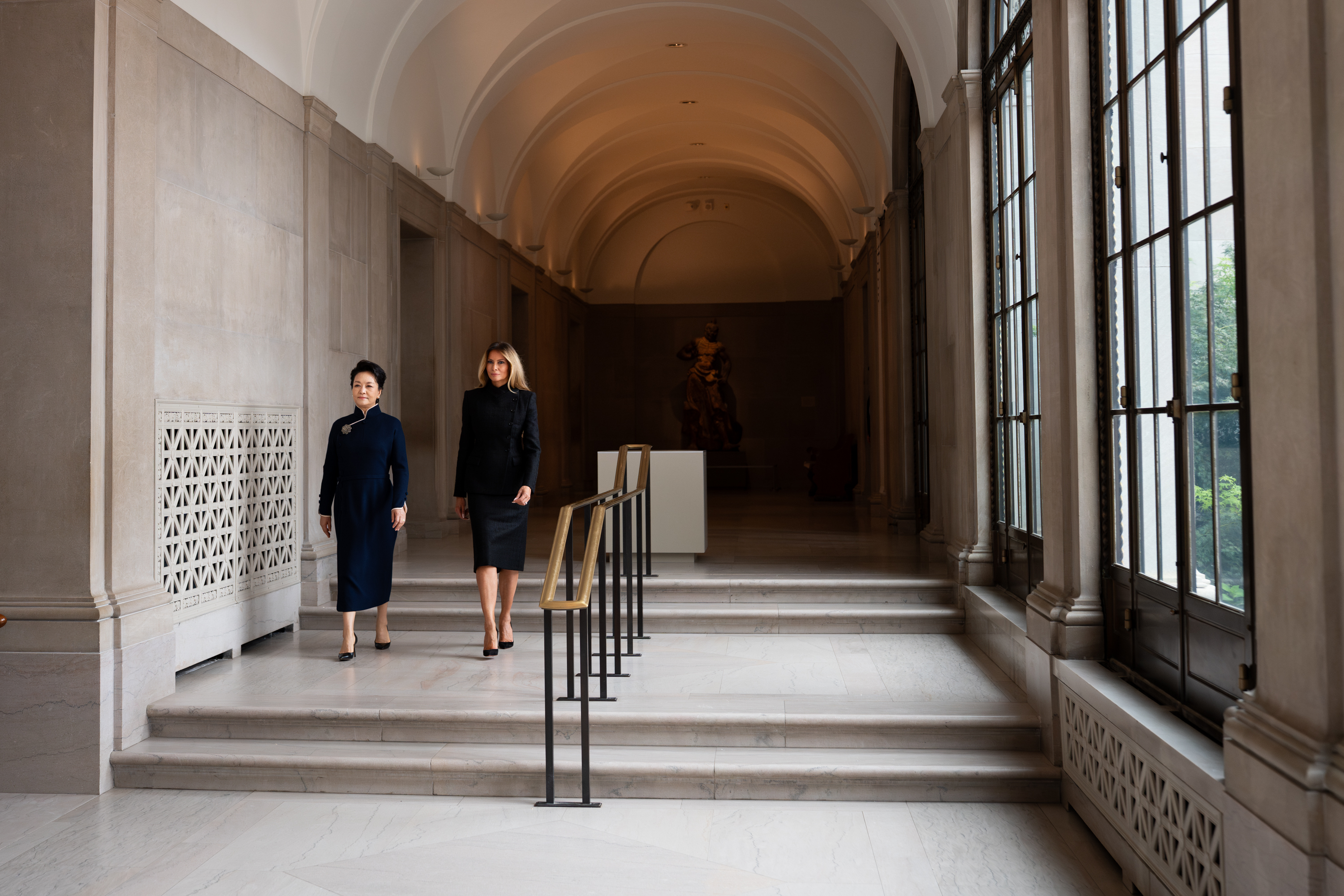First Lady Melania Trump and First Lady Peng Liyuan tour the Smithsonian National Museum of Asian Art in Washington, D.C., Thursday, September 24, 2026. (Official White House Photo by Andrea Hanks)