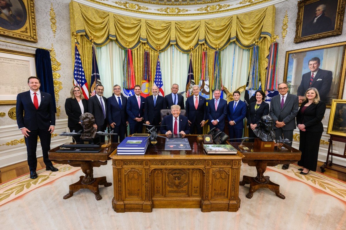 President Donald J. Trump participates in a Most Favored Nation Drug Pricing for American Patients announcement, Monday, August 31, 2026, in the Oval Office at the White House. (Official White House Photo by Molly Riley)