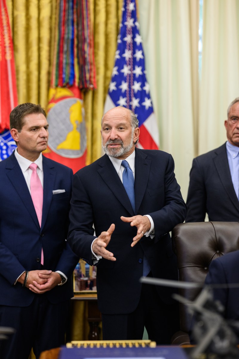 President Donald J. Trump participates in a Most Favored Nation Drug Pricing for American Patients announcement, Monday, August 31, 2026, in the Oval Office at the White House. (Official White House Photo by Molly Riley)