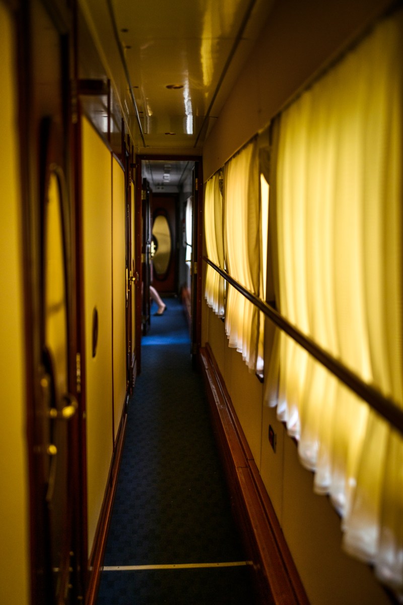 U.S. Special Envoy Steve Witkoff and Jared Kushner travel by train to Kyiv-Pasazhyrskyi railway station in Kyiv, Ukraine, Sunday, September 6, 2026, to meet with Ukrainian President Volodymyr Zelenskyy to continue dialogue to end the Russia-Ukraine War. (Official White House Photo by Daniel Torok)
