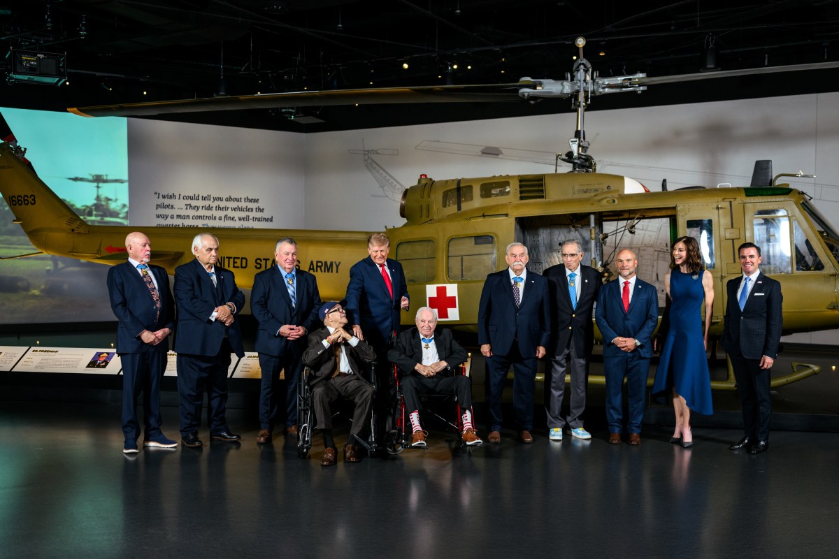 President Donald J. Trump delivers remarks and signs a bill establishing a monument to Medal of Honor recipients, to be located on the National Mall in Washington, D.C.,at the National Medal of Honor Museum in Arlington, Texas, Thursday, September 10, 2026. (Official White House Photo by Daniel Torok)