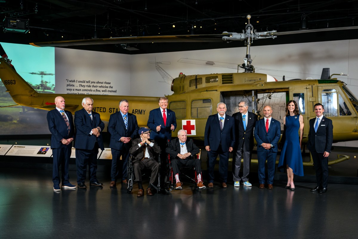 President Donald J. Trump delivers remarks and signs a bill establishing a monument to Medal of Honor recipients, to be located on the National Mall in Washington, D.C.,at the National Medal of Honor Museum in Arlington, Texas, Thursday, September 10, 2026. (Official White House Photo by Daniel Torok)