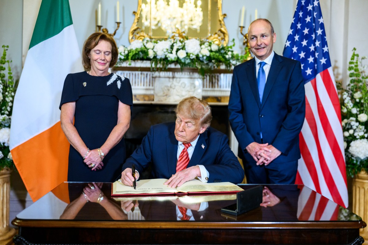 President Donald J. Trump signs a guest book at Farmleigh House, the official Irish state guest house, Saturday, September 12, 2026, in Dublin. (Official White House Photo by Daniel Torok)