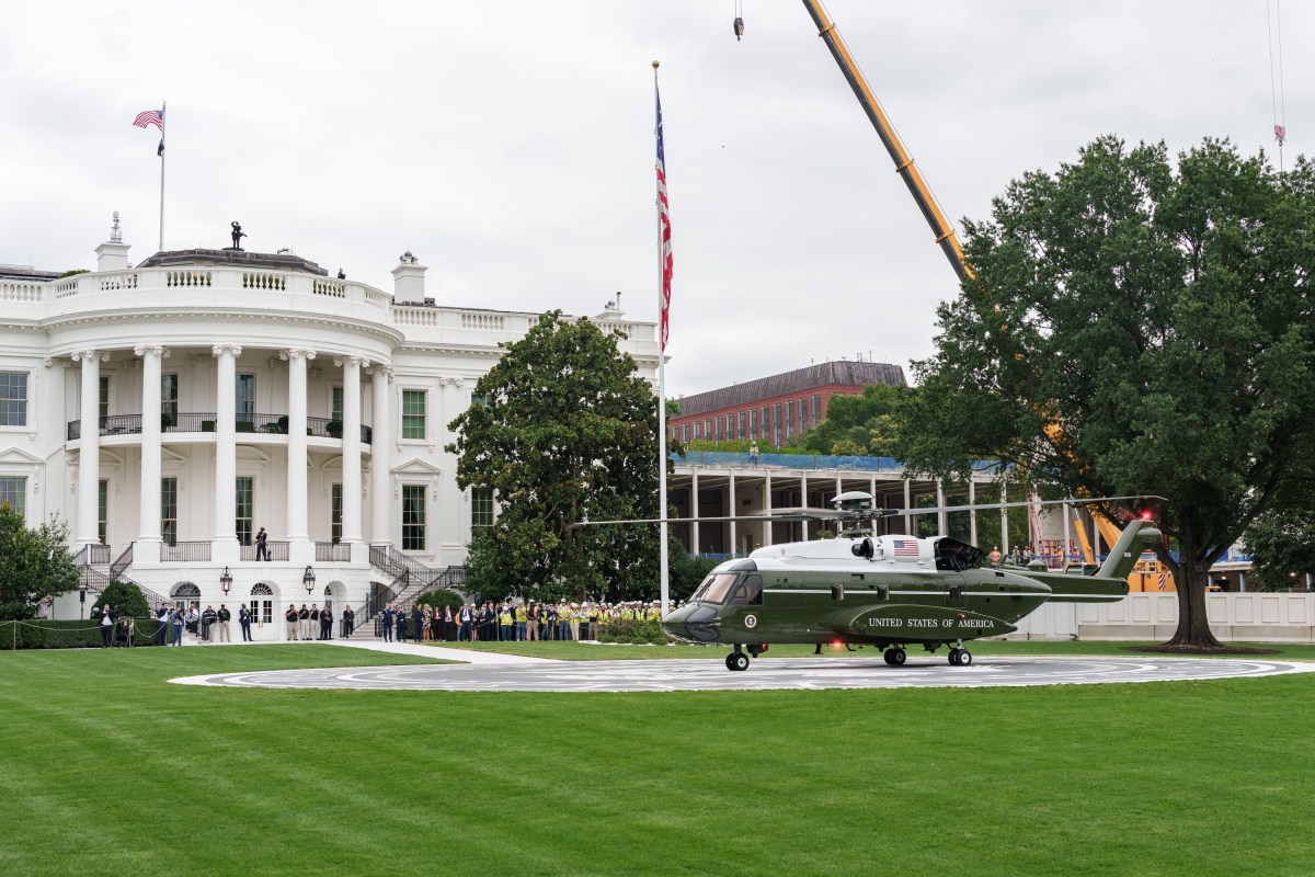 Marine One lands on the new helipad the South Lawn of the White House, Monday, September 21, 2026. (Official White House Photo by Abe McNatt)