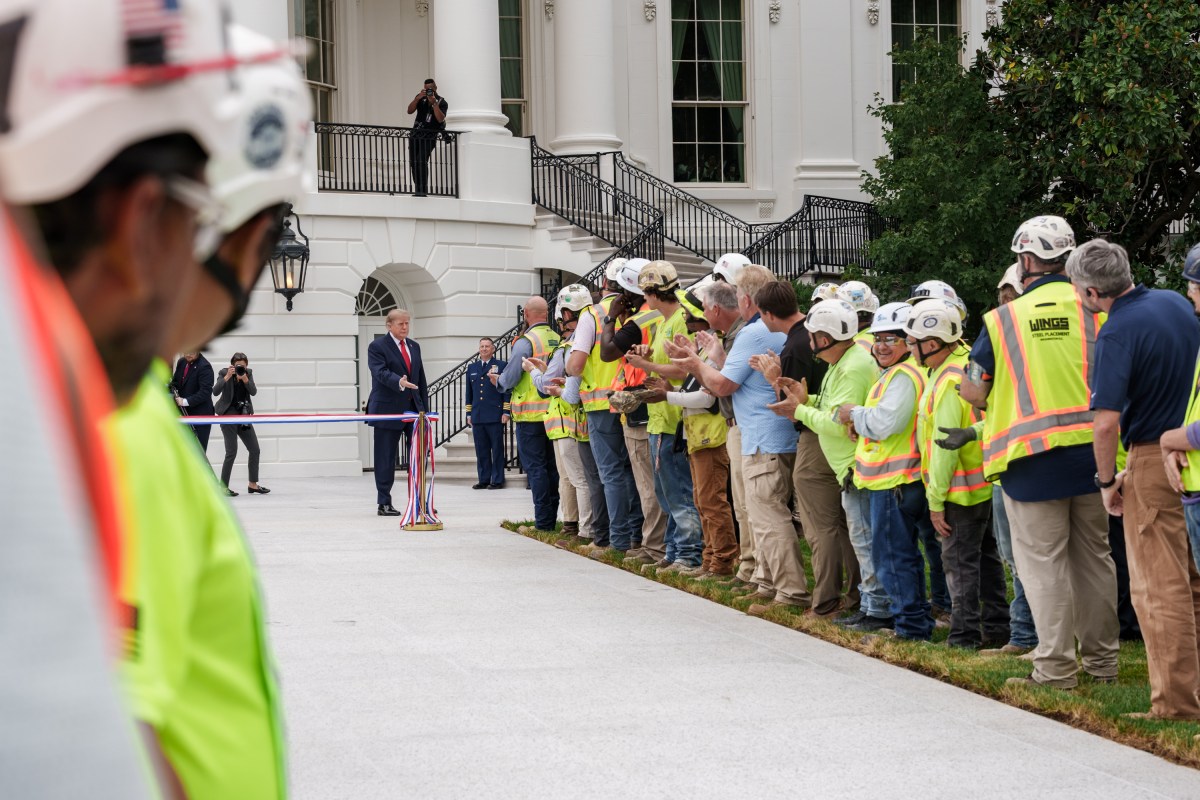 President Donald J. Trump participates in a ribbon-cutting ceremony for the new helipad on the South Lawn of the White House, Monday, September 21, 2026. (Official White House Photo by Abe McNatt)