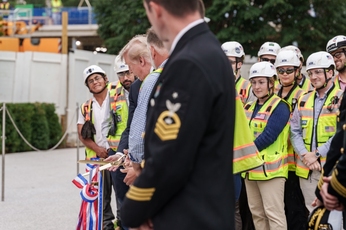 President Donald J. Trump participates in a ribbon-cutting ceremony for the new helipad on the South Lawn of the White House, Monday, September 21, 2026. (Official White House Photo by Abe McNatt)