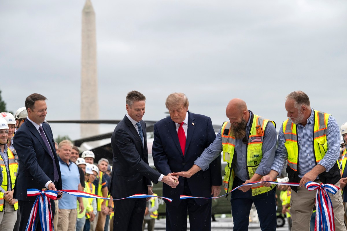 President Donald J. Trump participates in a ribbon-cutting ceremony for the new helipad on the South Lawn of the White House, Monday, September 21, 2026. (Official White House Photo by Joyce N. Boghosian)