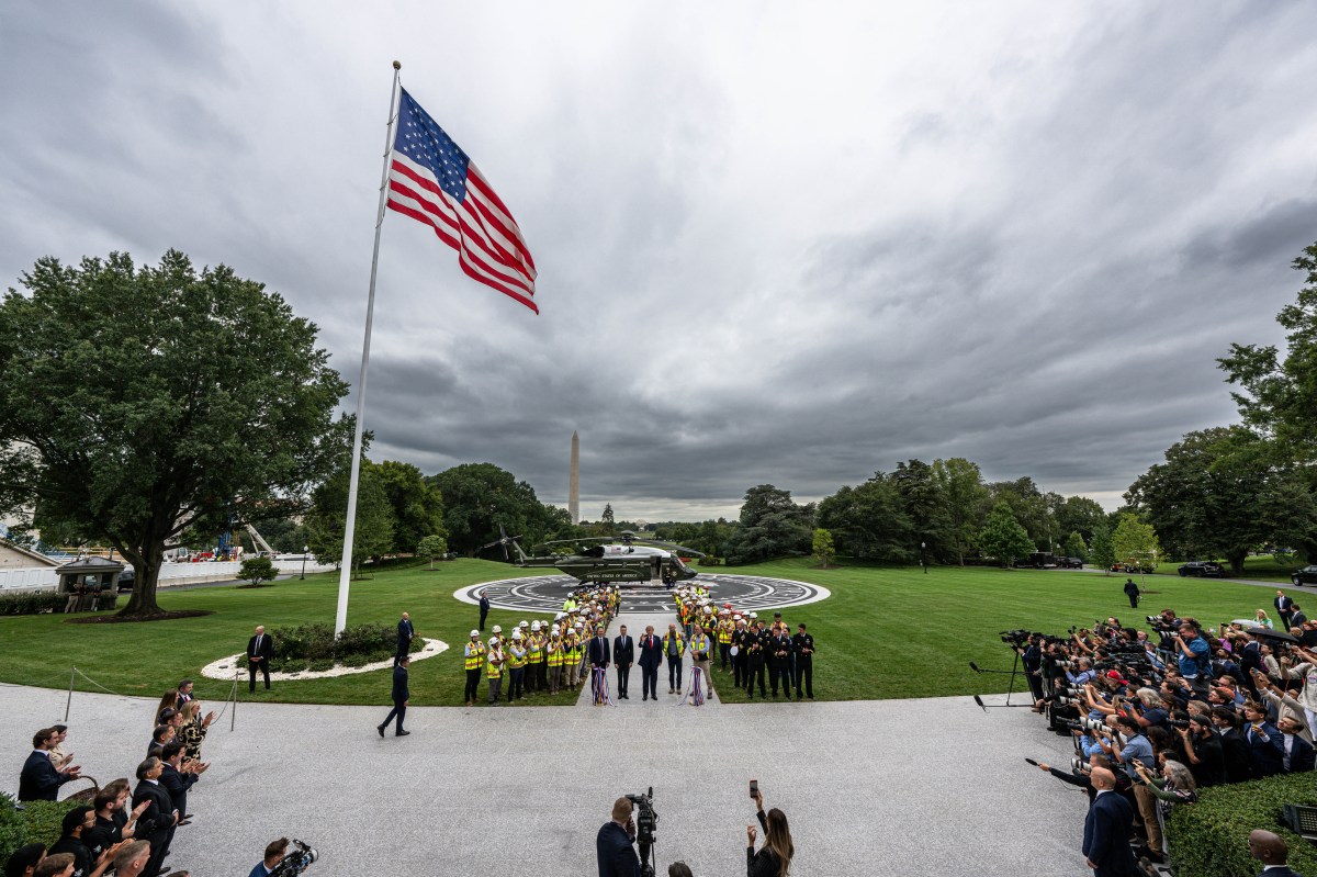 President Donald J. Trump participates in a ribbon-cutting ceremony for the new helipad on the South Lawn of the White House, Monday, September 21, 2026. (White House Intern Photo by Kyan Stockman)