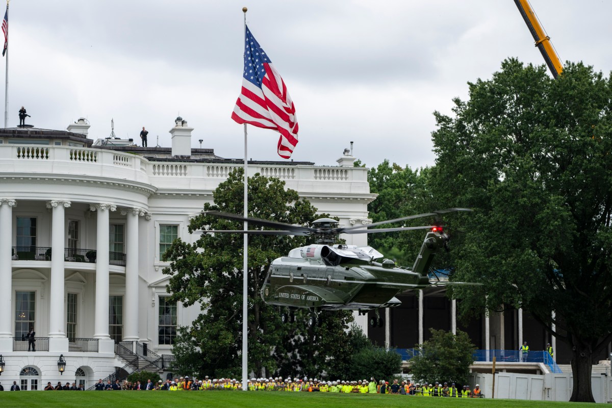 Marine One lands on the new helipad the South Lawn of the White House, Monday, September 21, 2026. (Official White House Photograph by Nick Choiniere)