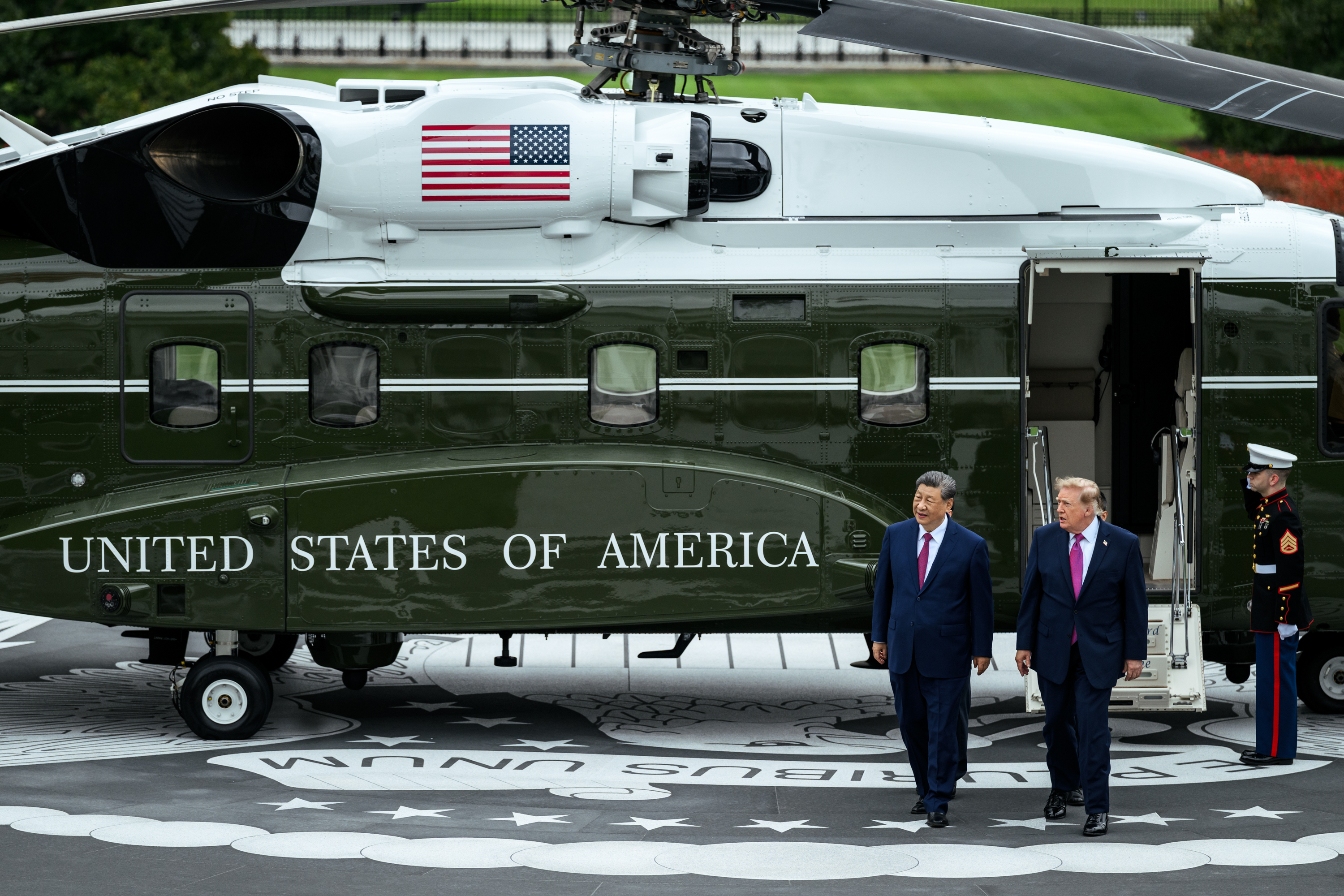 President Donald J. Trump and Chinese President Xi Jinping look at Marine One on the new helipad on the South Lawn of the White House, Thursday, September 24, 2026. (Official White House Photo by Joyce N. Boghosian)