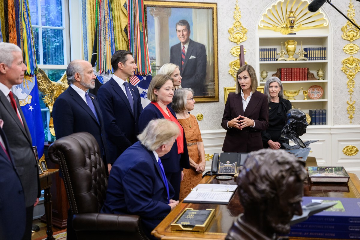 President Donald J. Trump make an announcement on steel, Monday, September 28, 2026, in the Oval Office at the White House. (Official White House Photo by Molly Riley)