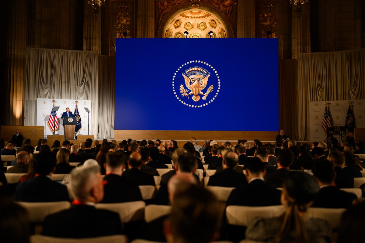 President Donald J. Trump delivers remarks on America.gov, a new AI-powered website for navigating federal government information and services, at the Andrew W. Mellon Auditorium in Washington, D.C., Tuesday, September 29, 2026. (Official White House Photo by Daniel Torok)