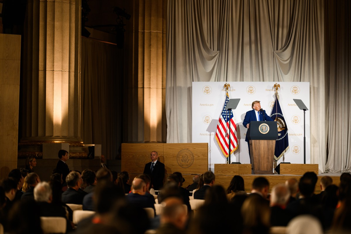 President Donald J. Trump delivers remarks on America.gov, a new AI-powered website for navigating federal government information and services, at the Andrew W. Mellon Auditorium in Washington, D.C., Tuesday, September 29, 2026. (Official White House Photo by Daniel Torok)